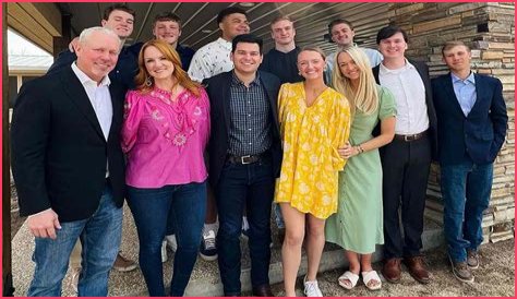 Does The Pioneer Woman Have Cancer? Uncovering The Truth Behind Ree Drummond's Health